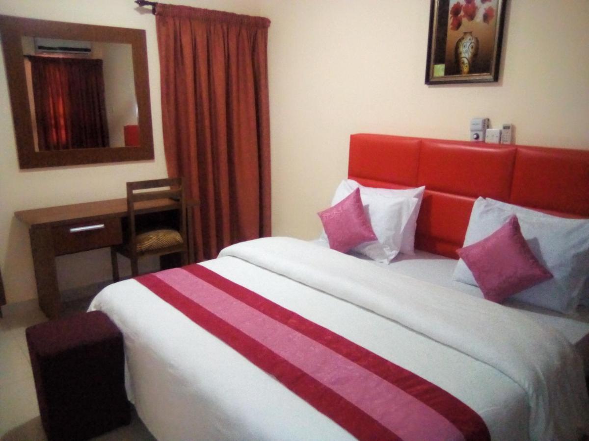 Rhogem Hotel Sekondi-Takoradi Exterior foto