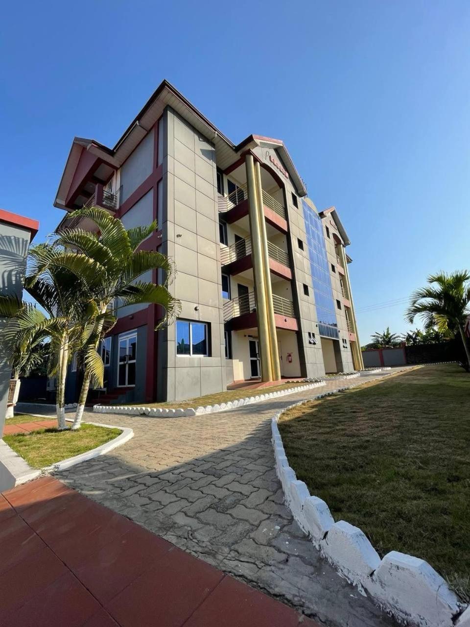 Rhogem Hotel Sekondi-Takoradi Exterior foto